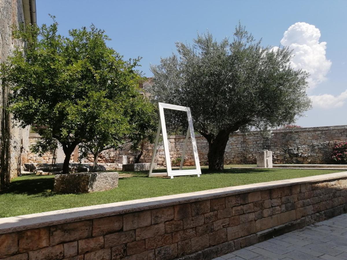 Apartment Elena Bale Exterior foto